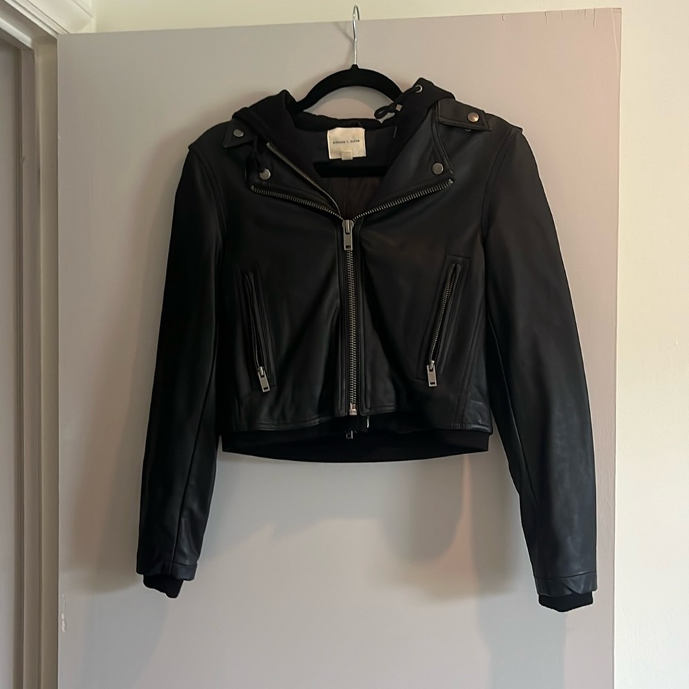 Hooded cropped leather jacket